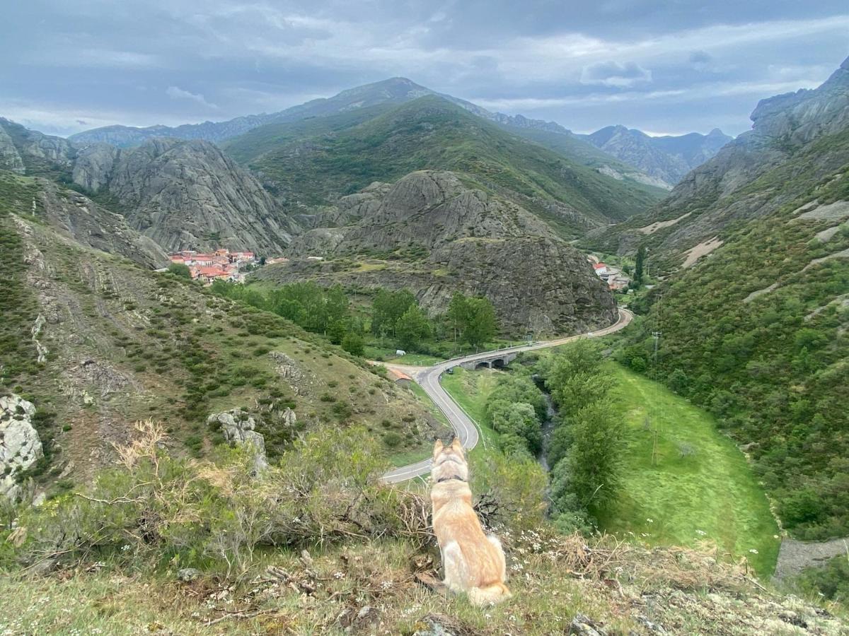El Invernal De Picos Portilla de la Reina Luaran gambar