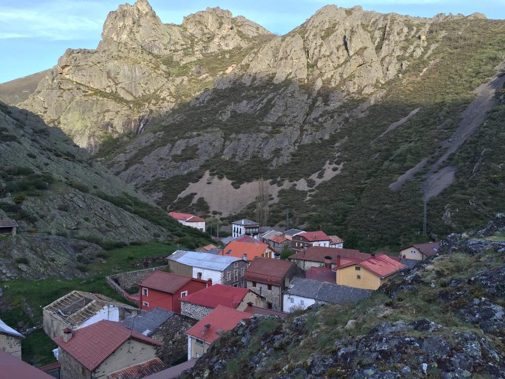 El Invernal De Picos Portilla de la Reina Luaran gambar
