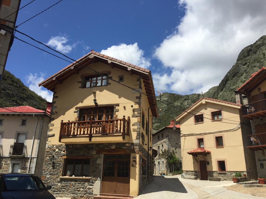 El Invernal De Picos Portilla de la Reina Luaran gambar
