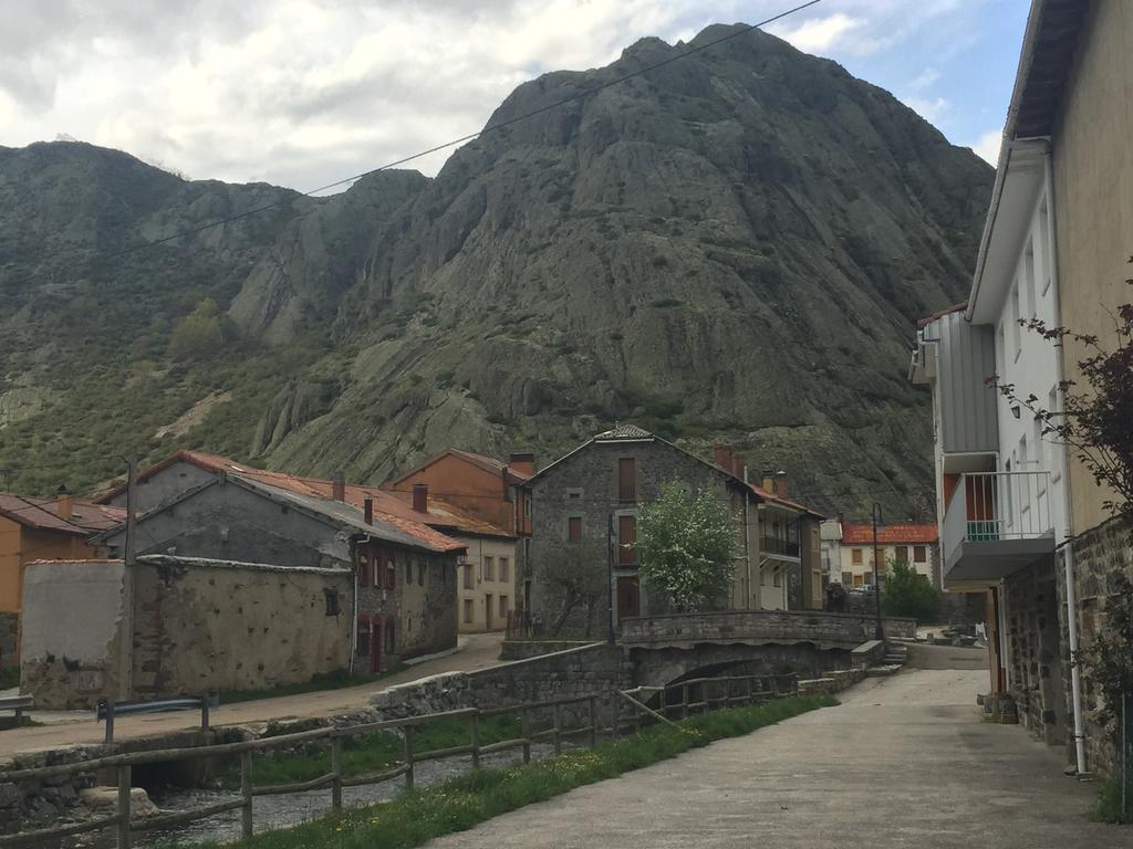 El Invernal De Picos Portilla de la Reina Luaran gambar