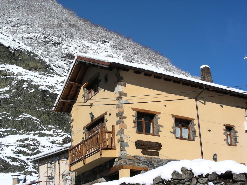 El Invernal De Picos Portilla de la Reina Luaran gambar