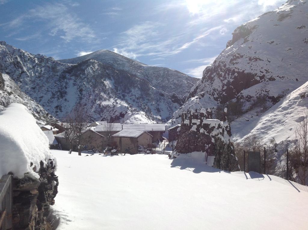 El Invernal De Picos Portilla de la Reina Luaran gambar