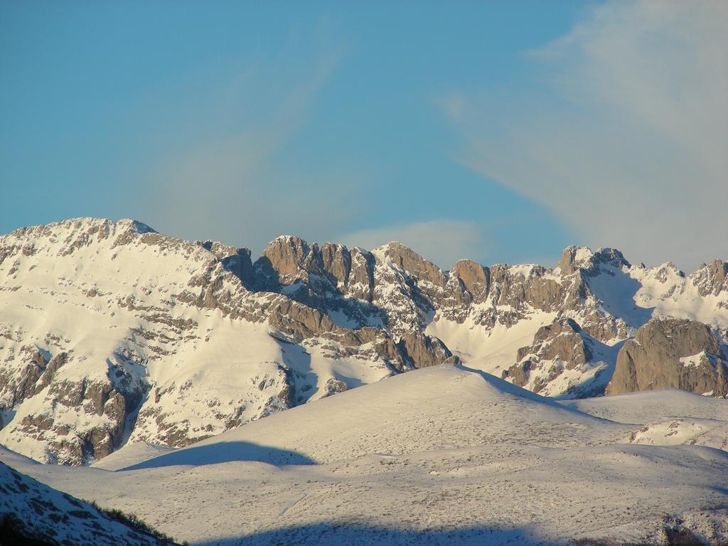 El Invernal De Picos Portilla de la Reina Luaran gambar