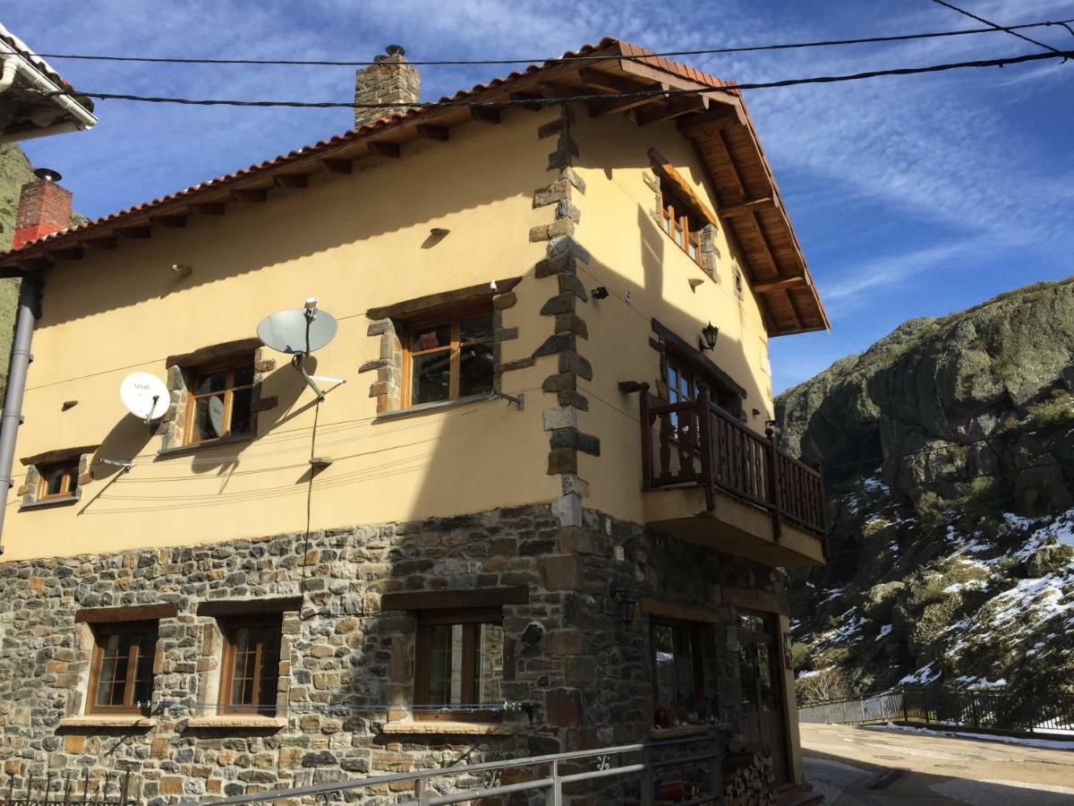 El Invernal De Picos Portilla de la Reina Luaran gambar